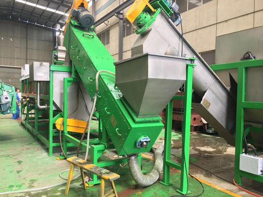 플라스틱 재활용 라인을 말리는 세정을 압도하는 PP 포대