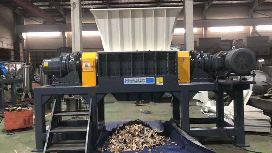 18.5 kw 이자입갱 문서 분쇄기 기계,  오래가는 타이어 쉬레딩 기계